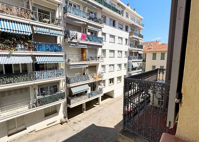 Proche Palais Des Festivals, T2 Avec Mezzanine - Palmazur Apartamento *